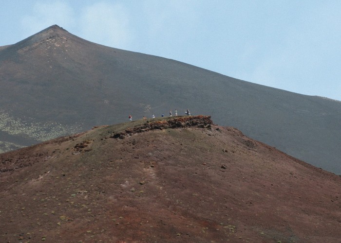 Janusz Gajos , Etna, wydruk fotograficzny, matowy, sygnowany