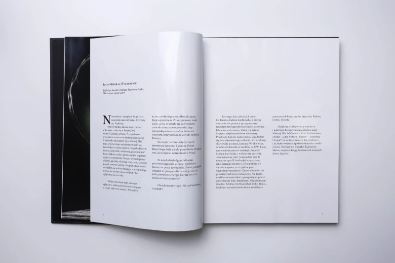 Igor Mitoraj Lux in Tenebris Album  (5).jpg